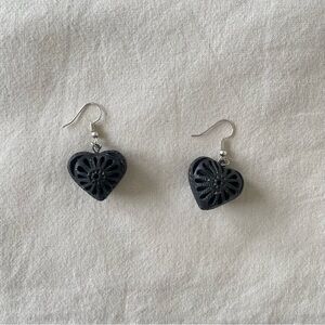 Oaxaca Hand-sculpted black clay earrings